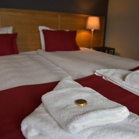 City Hotel Kristinehamn Esterno foto